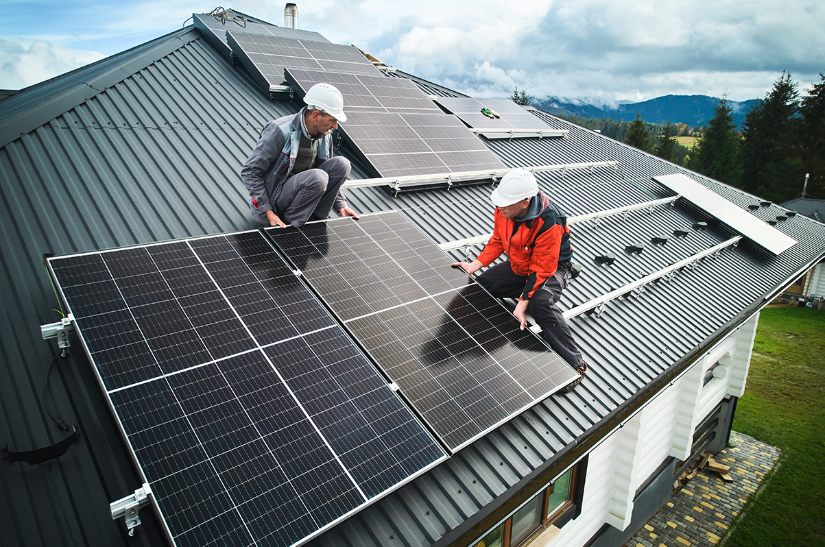 Azul Reformas ofrece instalación de energía solar para viviendas y particulares en Benicassim