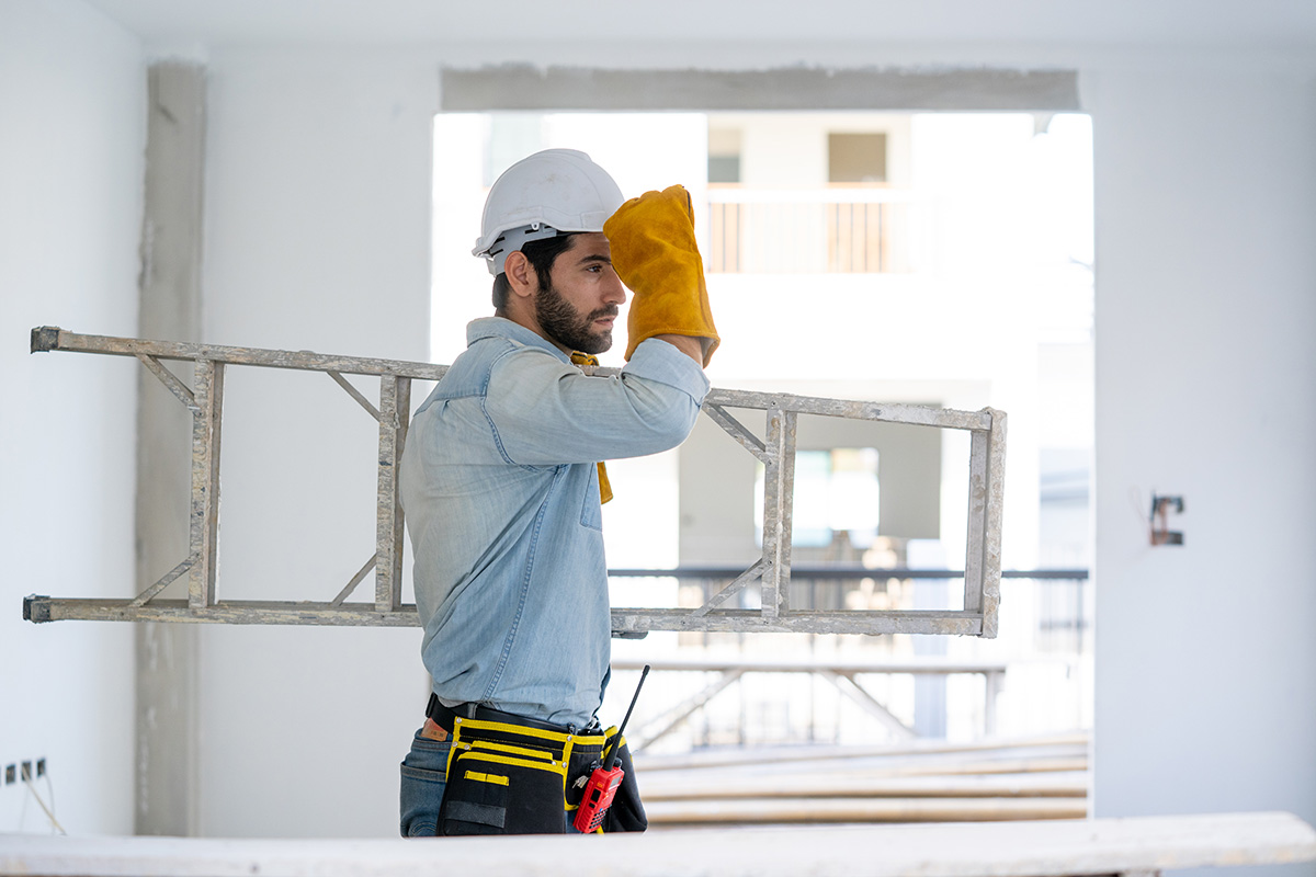 Azul reformas ofrece mantinimiento en comunidades de vecinos en Castellón.
